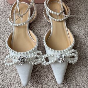 MACH & MACH White Pearl-Embellished Heels